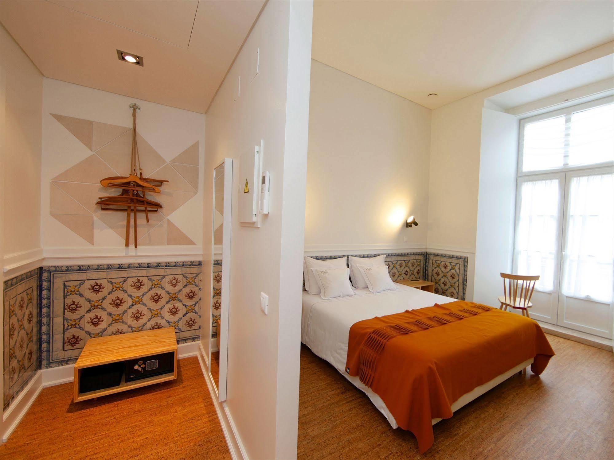 Hall Chiado Lissabon